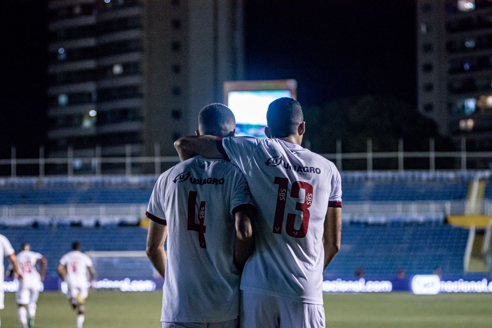 SÉRIE B: Briga pela liderança entre Vitória e Atlético-GO é destaque na abertura da rodada