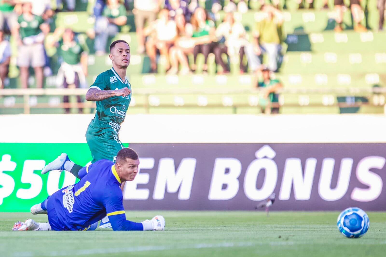 Vitória é importante, mas o desajuste de marcação na ‘meiúca’ do Guarani prevalece