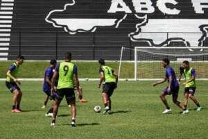 ABC x Tombense - Duelo de lanternas agita Série B