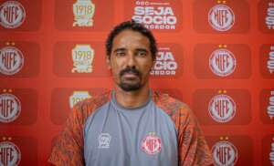 Série D: Zagueiro do Hercílio Luz denúncia racismo