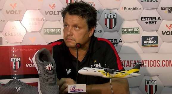 Técnico do Botafogo-SP faz alerta após vitória: ‘’Tem muito pra melhorar’’. VÍDEO!