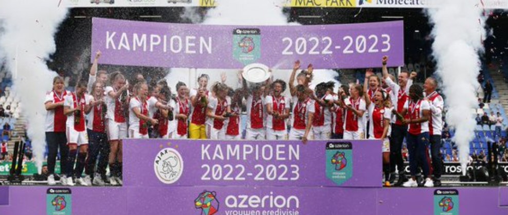 Por fraco desempenho no masculino, Ajax cancela comemorações do título feminino
