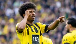 ALEMÃO: Borussia faz 6 a 0 no Wolfsburg e segue na cola do líder Bayern