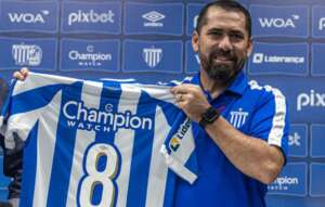 Série B: Gustavo Morínigo é apresentado no Avaí e garante 'time guerreiro'