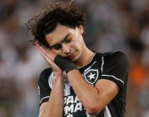 BRASILEIRÃO: Botafogo mantém liderança, mas Palmeiras encosta com goleada