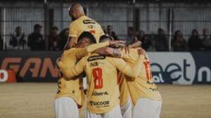 Brusque-SC 3 x 2 Volta Redonda-RJ - Vitória suada do Quadricolor