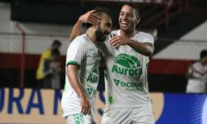 Série B: Gabriel Xavier tem lesão confirmada e vira desfalque na Chapecoense