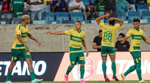 Cuiabá 1x 1 Coritiba - Dourado sai na frente mas cede empate na Arena Pantanal