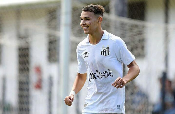 Conheça Deivid Washington, apelidado pela torcida de 'presidente', o novo camisa 9 do Santos 3 deivid washington santos 3