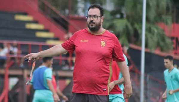 Segundona: Flamengo demite técnico após empate com lanterna