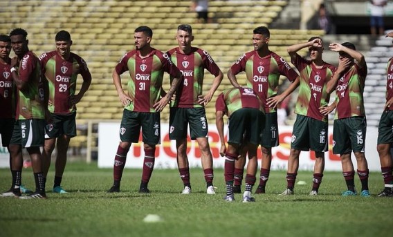 Fluminense-PI 2 x 2 Caucaia-CE - Tricolor sai perdendo mas busca empate em casa