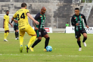 Cascavel-PR 1 x 1 Maringá-PR - Ficaram fora do G-4 da Série D