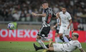 Atlético-MG 2 x 0 Corinthians - Galo vence apático Timão e larga na frente na Copa do Brasil