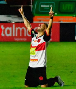 Pouso Alegre-MG 1 x 0 Brusque-SC - Dragão vence e assume a ponta da série C