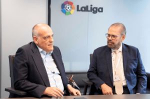 Reinaldo Carneiro Bastos, presidente da FPF, se encontra com presidente da LaLiga