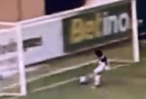 Série D: CBF afasta árbitro e assistente que validaram gol em bola que não entrou