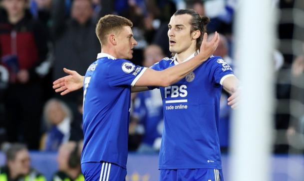 INGLÊS: Leicester empata com Everton e empurra time de Scarpa para a zona de rebaixamento