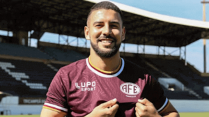 Série D: Ferroviária anuncia lateral Lucas Rodrigues