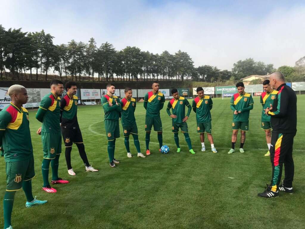 Série B: Sampaio Corrêa embarca para Goiânia em busca da segunda vitória