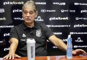 Ponte Preta mira G-4 na Série B e segue com Felipe Moreira