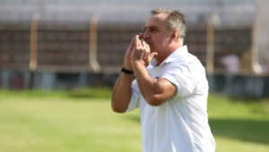 Segundona: Colorado de Caieiras anuncia técnico Oliveira