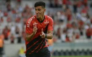 Elenco do Athletico admite abalo com afastamento de jogadores: 'Dia difícil'