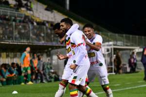 Chapecoense 0 x 1 Sampaio Corrêa - Bolívia vence e joga a crise na Chape