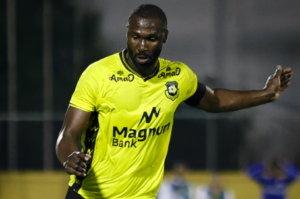 Série C: Ao completar 100 jogos, volante exalta fase do São Bernardo: 