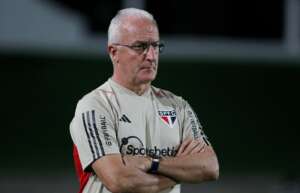 Dorival aposta em 'posse de bola e pressão' para encaminhar vaga na Sul-Americana