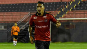 Série D: Lateral do Brasil de Pelotas comemora artilharia e comenta: 'Queremos uma sequência positiva.'