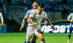 Avaí 1 x 1 Vitória - Catarinenses evitam derrota em casa com gol no fim