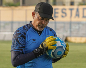 Série C: Com muitos títulos e acessos, preparador de goleiros é anunciado no Altos-PI