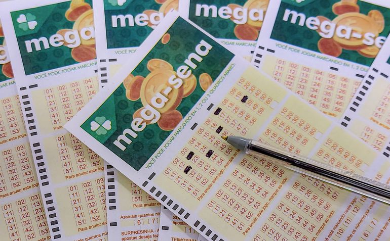 Loterias: Mega-sena acumula e prêmio vai a R$ 32 milhões