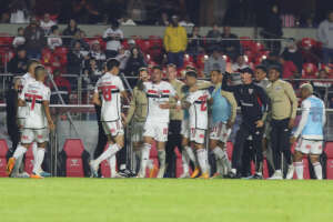 BRASILEIRÃO: Atlético-MG e São Paulo tentam se aproximar dos líderes; Corinthians quer engrenar