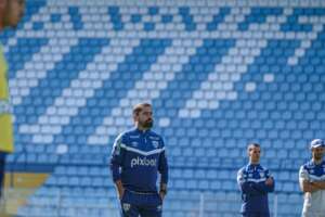 Série B: Sem vencer há sete jogos, técnico do Avaí vê pausa como oportunidade única: 'Corrigir erros'