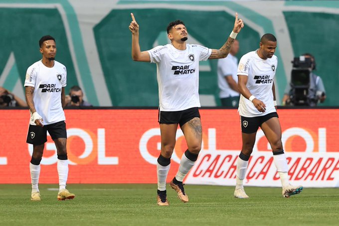 Botafogo Abre