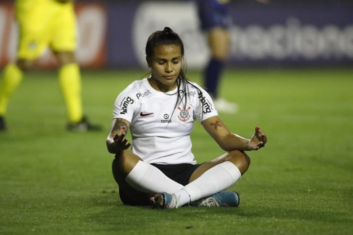 Futebol feminino: Corinthians goleia o Ska e segue na liderança do