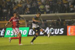 Criciúma 2 x 1 CRB - Tigre mantém embalo e entra provisoriamente no G4 da Série B