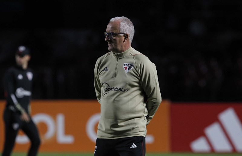 Dorival se entusiasma com vitória e prevê São Paulo mais forte diante do Cruzeiro