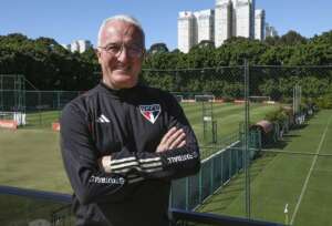 Dorival usa pausa no Brasileirão para aprimorar esquema tático do São Paulo