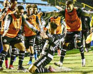 Cascavel-PR x XV de Piracicaba-SP - Nhô Quim busca vitória para se manter no G4