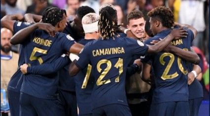 França vence a Grécia com gol de Mbappé