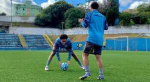 Série D: Atacante do Santo André comenta sobre pontos perdidos e destaca: 'jogos atípicos'