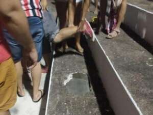 Série D: Pedaço de arquibancada cede e torcedor se machuca no jogo entre Potiguar e Pacajus; VÍDEO