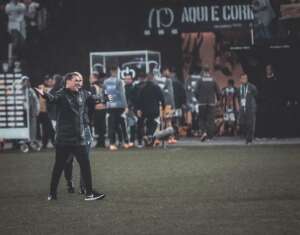 Luxemburgo valoriza crescimento do Corinthians e relação com a torcida após vaga na Copa do Brasil