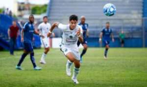 Manaus-AM 1 x 4 São José-RS - Com um a mais, Zequinha deitou e rolou