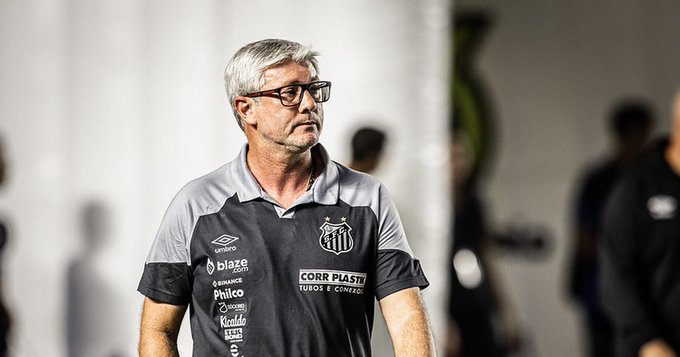 Odair Hellmann ‘foge’ das bombas, não fala, mas deve perder emprego após derrota do Santos