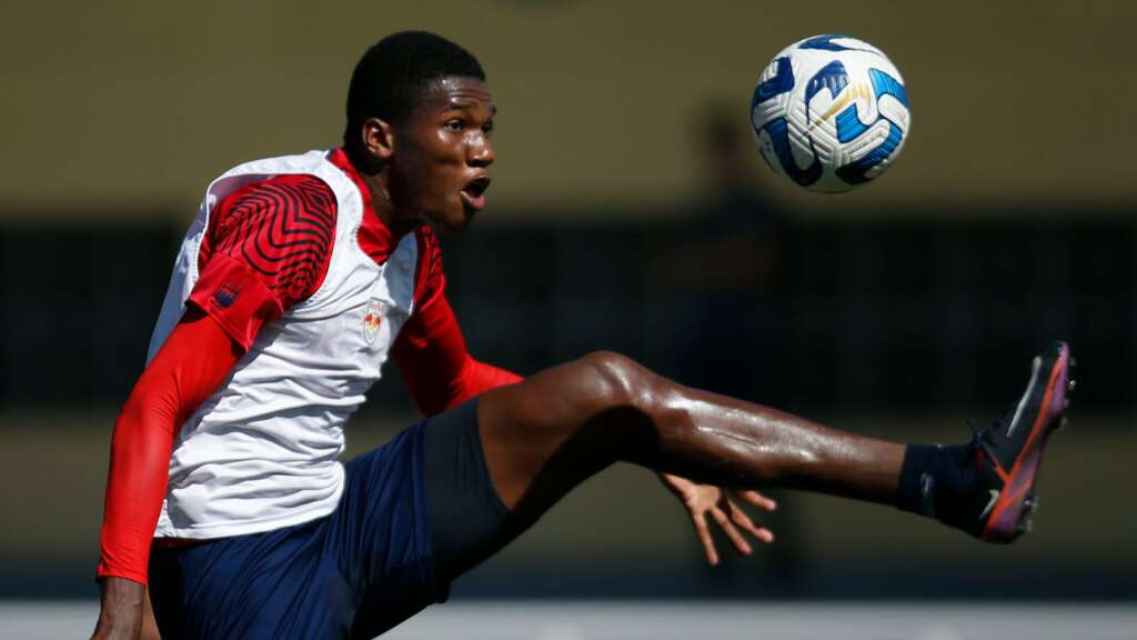 Estudiantes-ARG x Red Bull Bragantino – Toro Loko faz duelo direto pela classificação