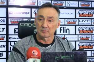 Série C: Técnico lamenta derrota do Figueirense em dia do aniversário e avalia: 'Não há culpados'