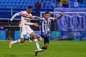 Série B: Salatiel vê pausa como positiva e destaca espírito de união no Botafogo-SP